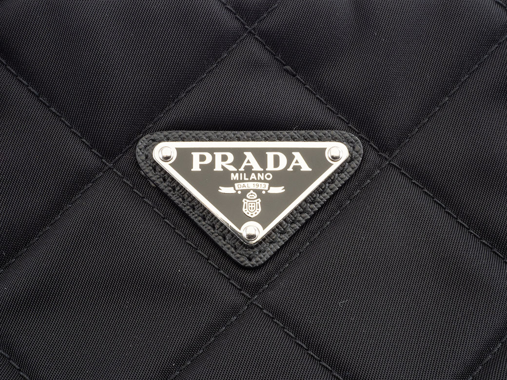 PRADA（プラダ） バッグ 中古 キルティング チェーン トートバッグ