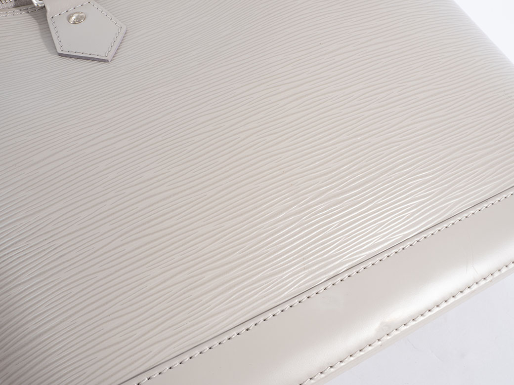 アルマ（LOUIS VUITTON） ルイ ヴィトン バッグ 中古 エピ アルマPM