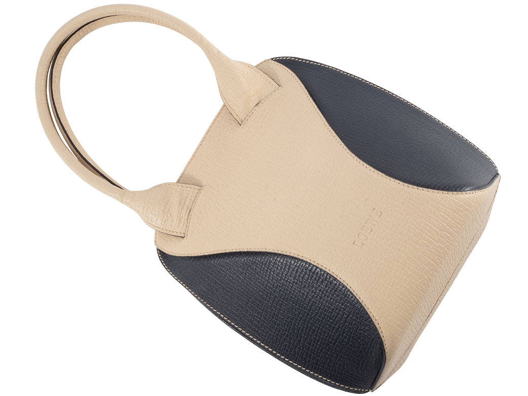 美品　ヴィンテージ　ロエベ　ハンドバッグ LOEWE（ロエベ） ヴィンテージ ハンドバッグ レザー クリームxブラック