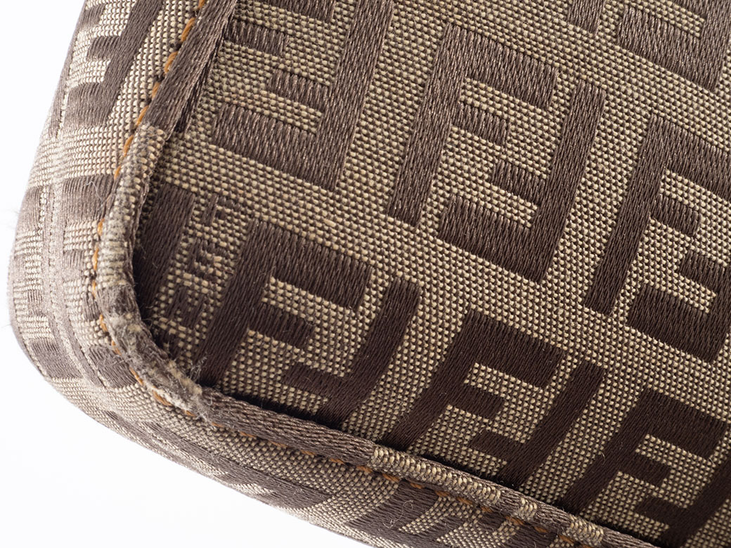 FENDI（フェンディ） バッグ 中古 ズッキーノ ショルダーバッグ ズッカ