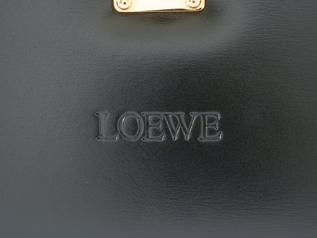 LOEWE（ロエベ） ヴィンテージ バニティバッグ レザー グリーン