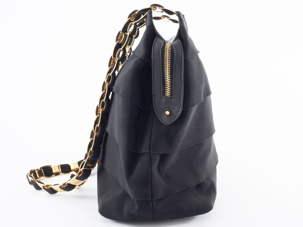 【中古】サルヴァトーレフェラガモ Salvatore Ferragamo ヴァラチェーン ショルダートートバッグ  AU21 5252 ブラック FERRAGAMO（フェラガモ） サルヴァトーレ ヴァラチェーン ショルダー