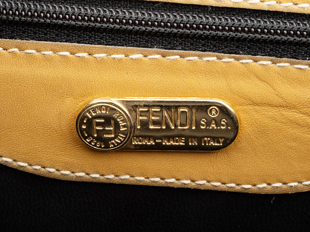 FENDI（フェンディ） バッグ ズッカ フラップ ショルダーバッグ