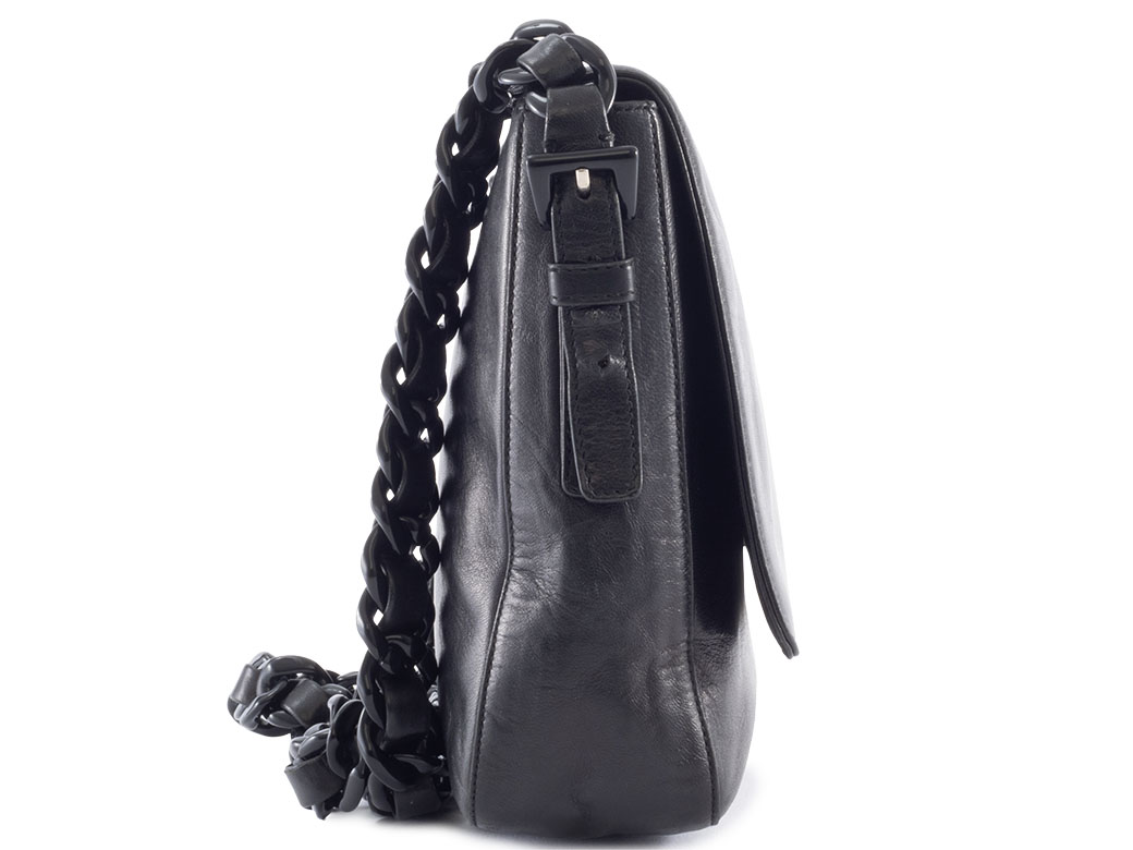 PRADA（プラダ） プラスチックチェーン ショルダーバッグ レザー