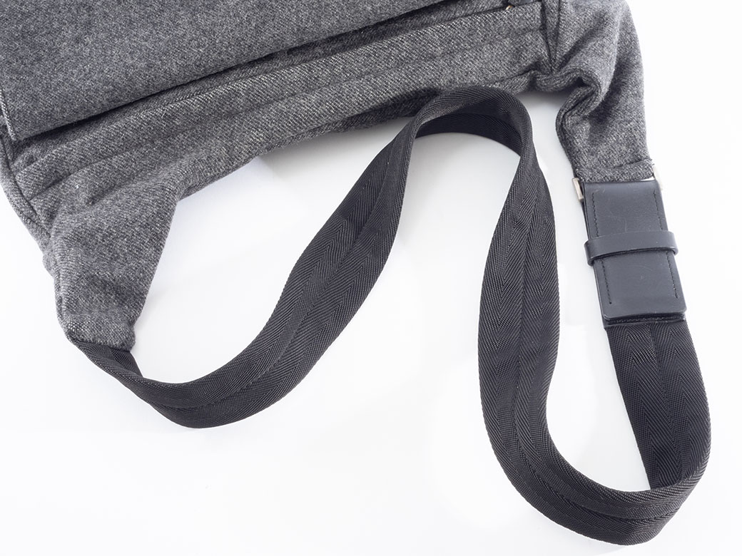 PRADA（プラダ） ウール メッセンジャー ショルダーバッグ V314 グレー