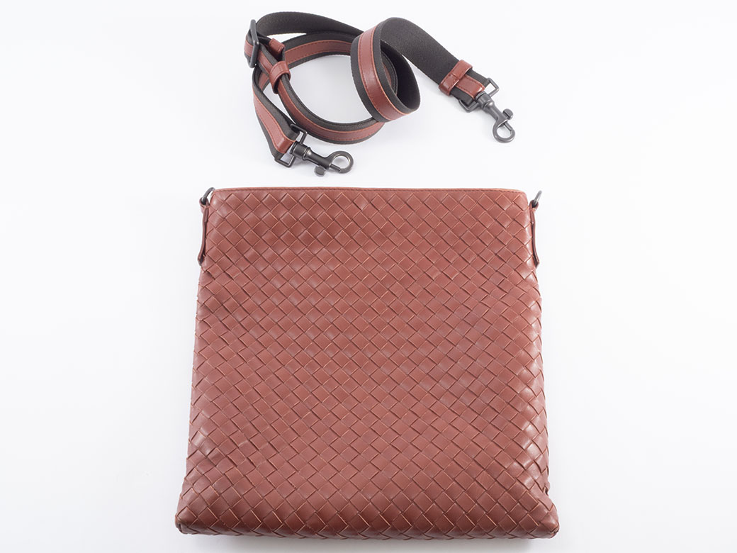 BOTTEGA VENETA（ボッテガ・ヴェネタ） イントレチャート ショルダー