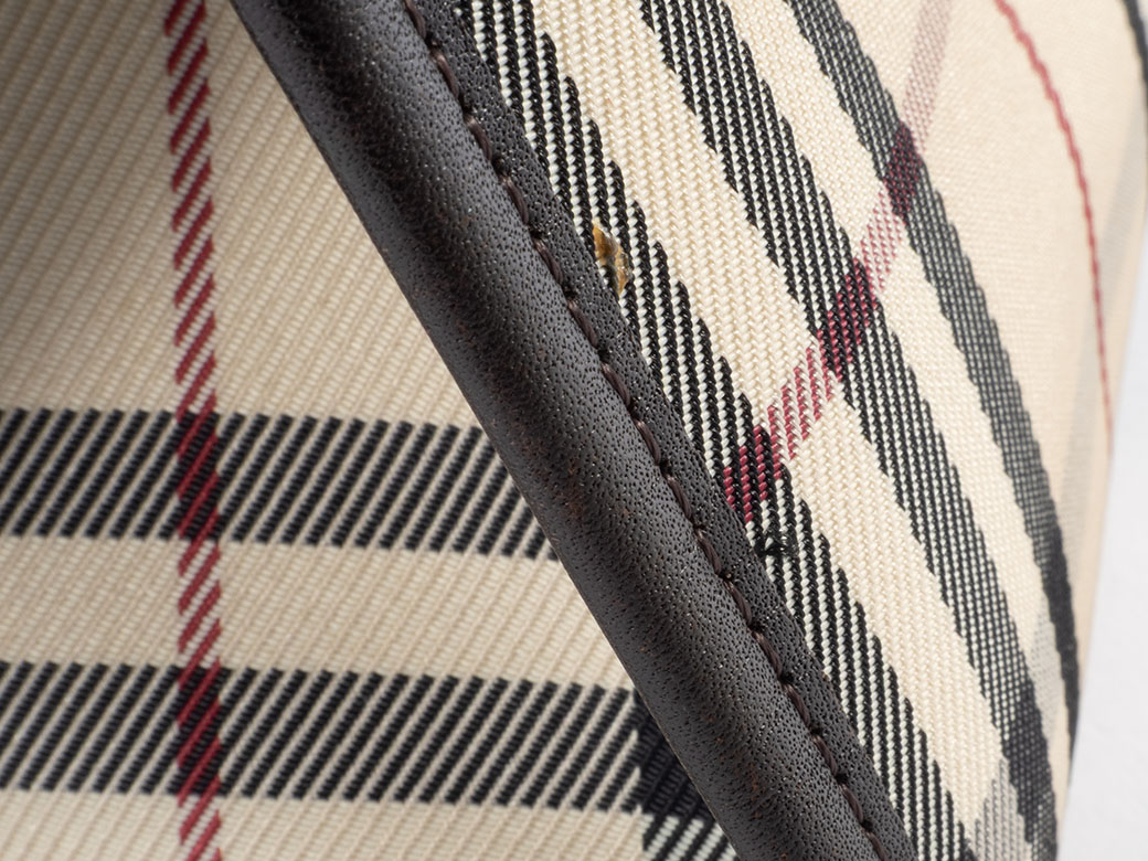 ほぼ未使用☆　バーバリー　ハンドバッグ　レザー　キャンバス　ノバチェック　肩掛け BURBERRY（バーバリー） ノバチェック ハンドバッグ キャンバスxレザー