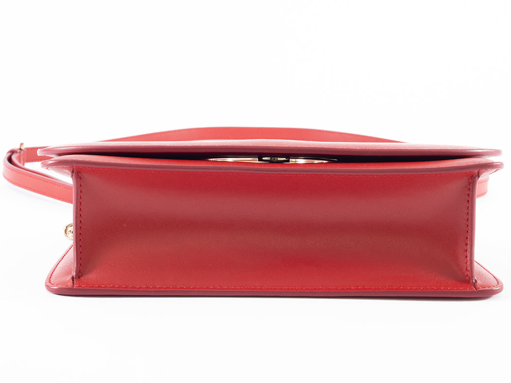 FERRAGAMO（フェラガモ） サルヴァトーレ カメラバッグ ショルダー