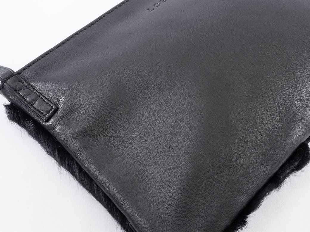 LOEWE（ロエベ） ファー ショルダーバッグ ファーxレザー ブラック