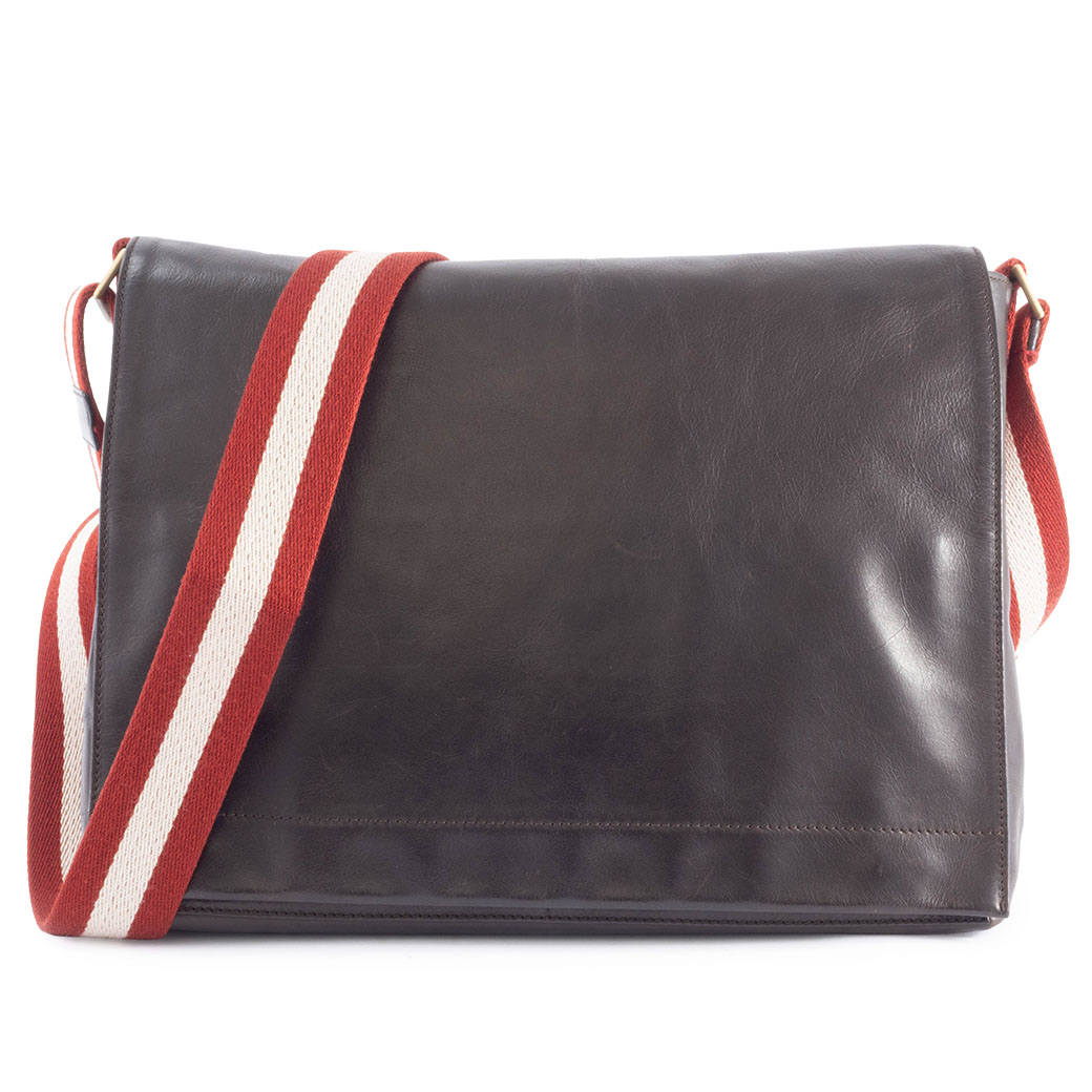 【美品】バリー ショルダーバッグ トレインスポッティング レザー ブラウン バリー トレインスポッティング ショルダーバッグ TADELLA レザー