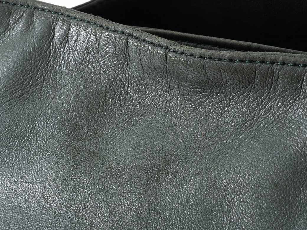 LOEWE（ロエベ） アナグラム ショルダーバッグ ラムレザー グリーン