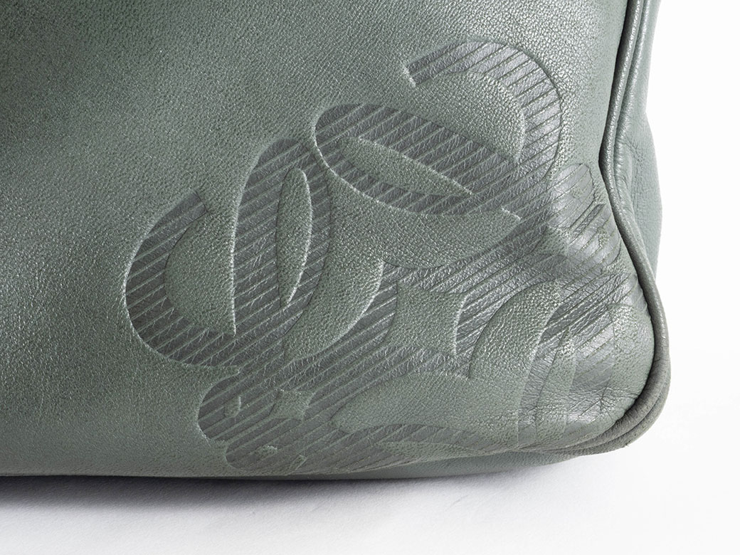 LOEWE（ロエベ） アナグラム ショルダーバッグ ラムレザー グリーン