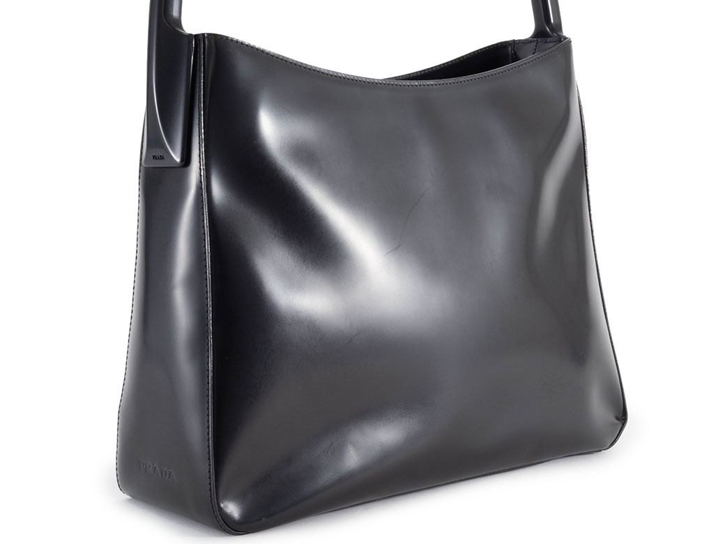 PRADA（プラダ） バッグ 中古 ショルダーバッグ レザー ブラック
