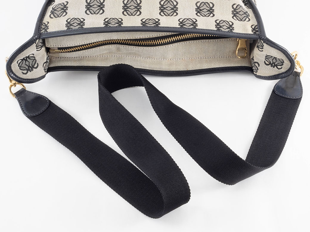 LOEWE（ロエベ） アナグラム ショルダーバッグ 340904 キャンバスx