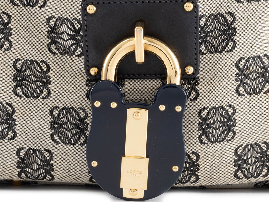 LOEWE（ロエベ） アナグラム ショルダーバッグ 340904 キャンバスx