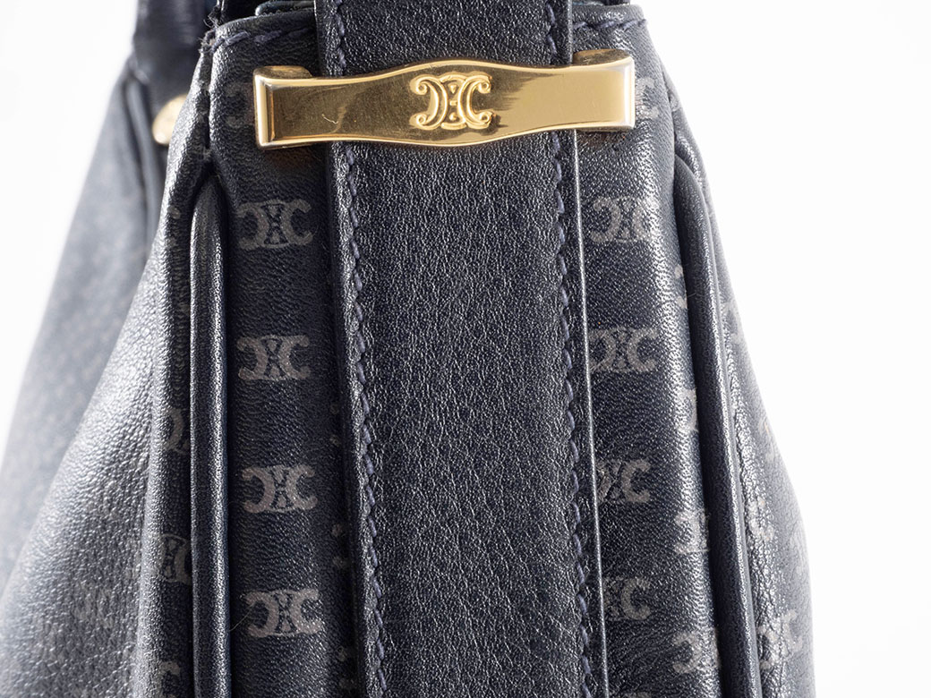 CELINE（セリーヌ） バッグ 中古 ショルダーバッグ マカダム ブラゾン