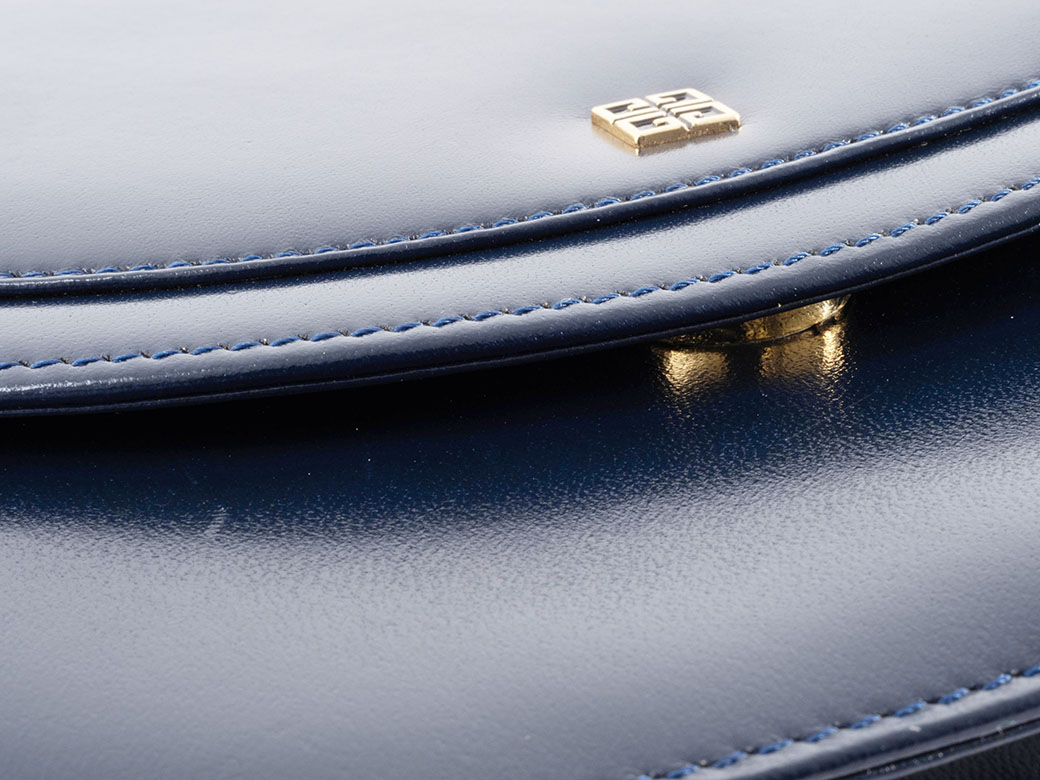 ジバンシー フラップ ハンドバッグ 940-4421-70 レザー ネイビー