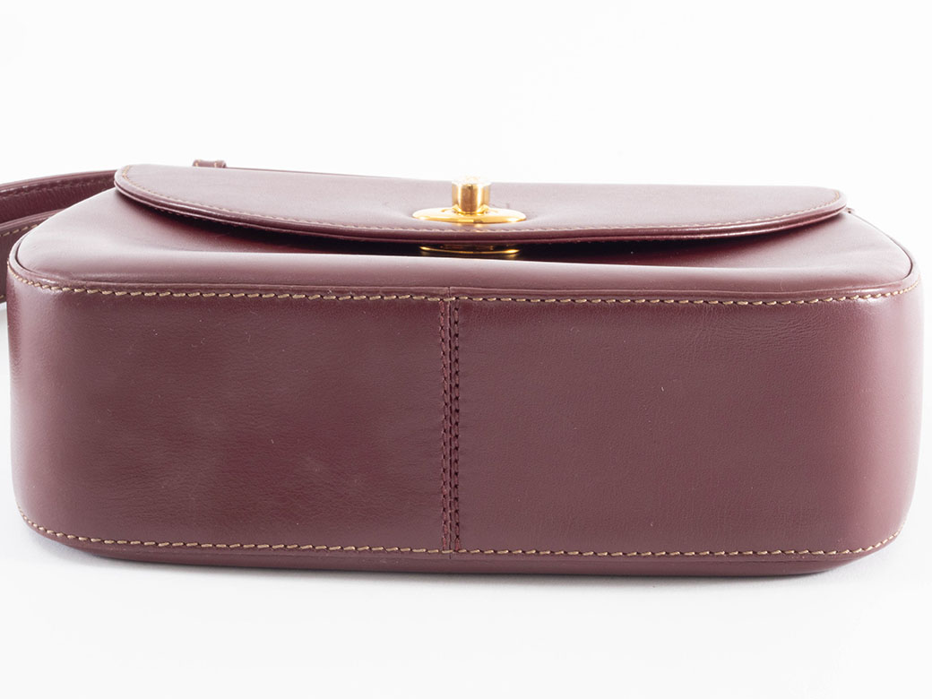 【美品】カルティエ　ショルダーバッグ　レザー　ボルドー　マストライン　フラップ ✨希少 美品✨カルティエ ショルダーバッグ マストライン フラップ