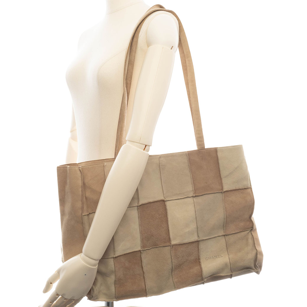 CHANEL（シャネル） スエードトートバッグ ベージュ ブラウン