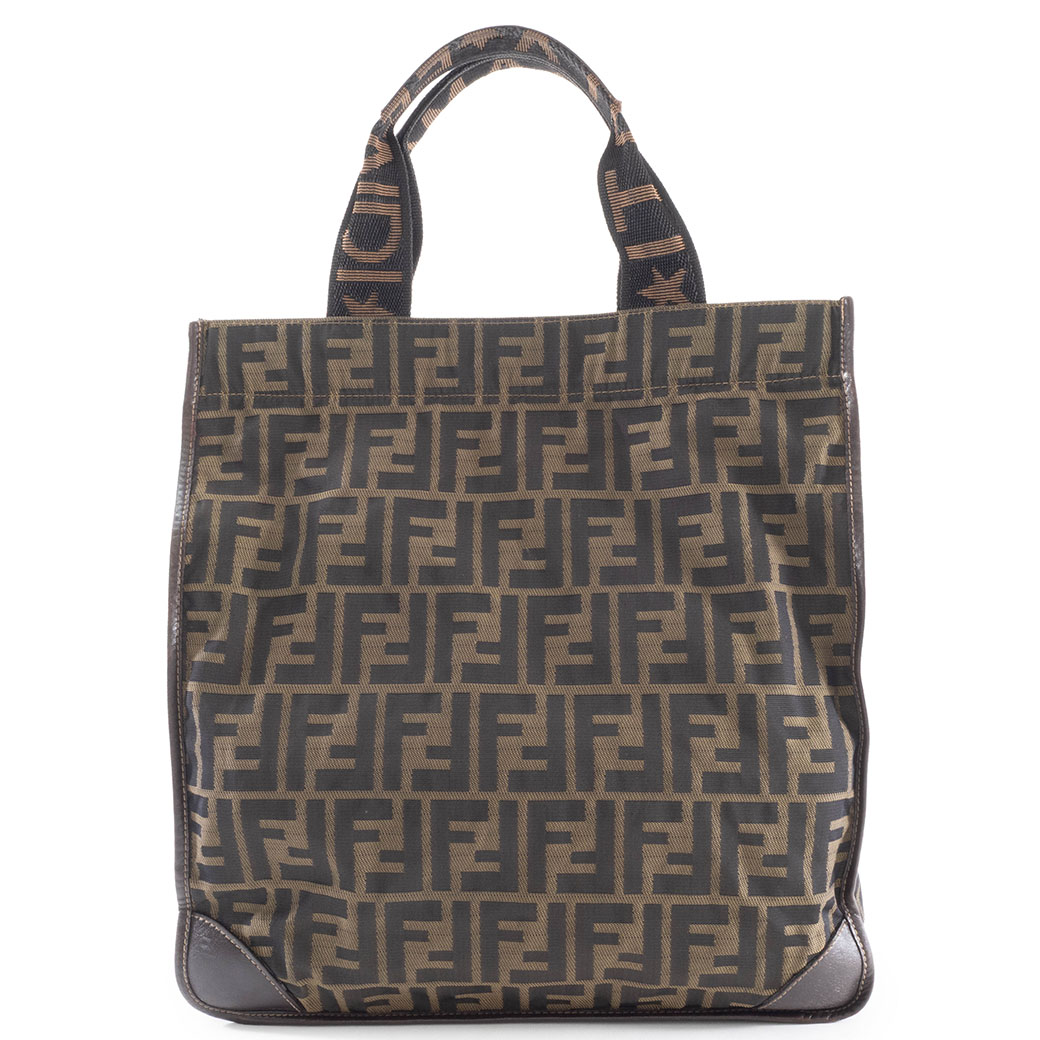FENDI ズッカ柄　ハンドバッグ　難あり　ジャンク フェンディ ズッカ 柄 トートバッグ A4収納可能 肩がけ 大容量 FF 軽量