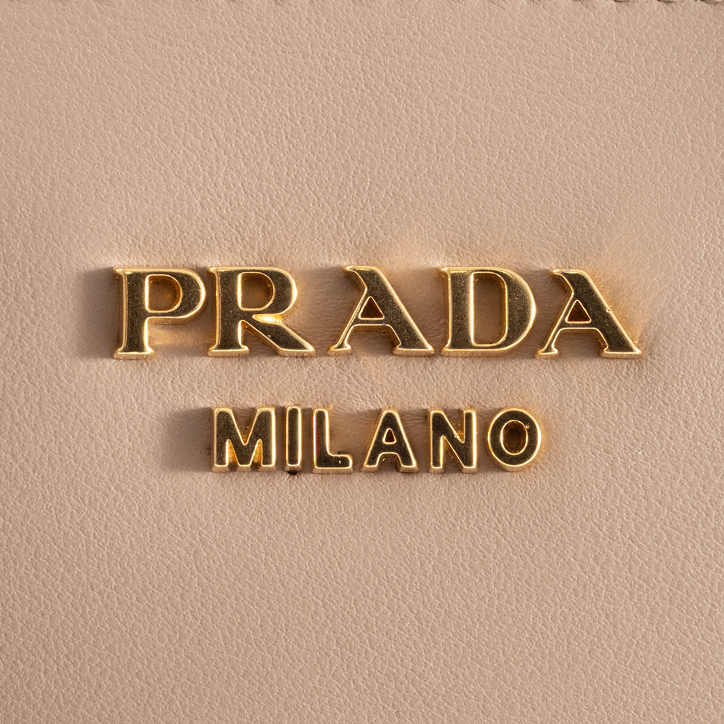 ※最終値下げ※ PRADA ベージュ ハンドバッグ　 エスプラナード ベージュ PRADA（プラダ） バッグ 中古 2way ショルダーバッグ エスプラナード
