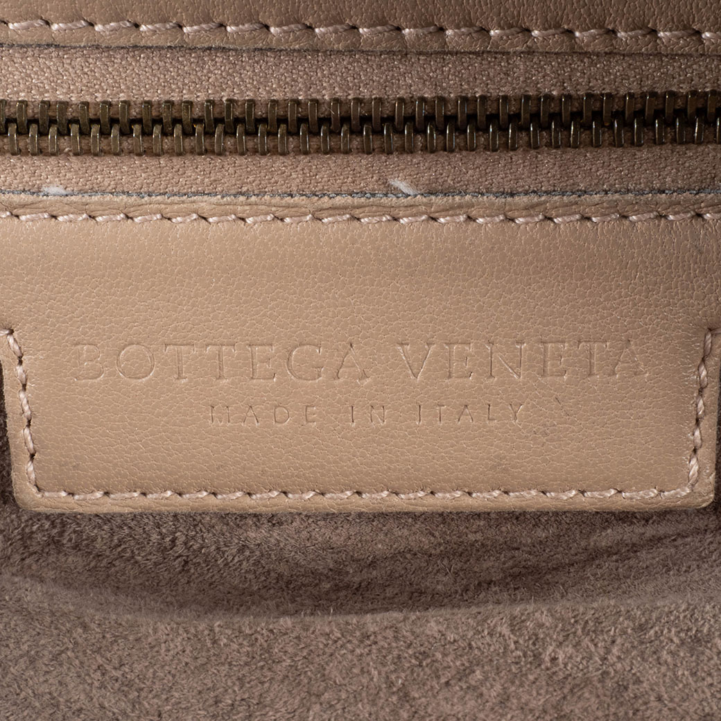 BOTTEGA VENETA（ボッテガ・ヴェネタ） イントレチャート ミニボストン