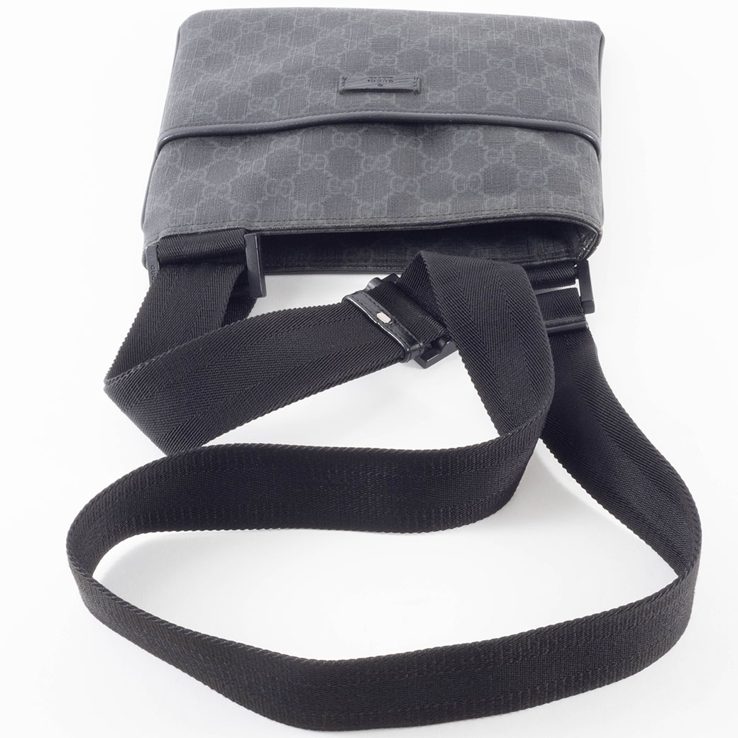 GUCCI グッチ 162905 GGスプリーム ショルダーバッグ PVC レディース [中古] GG グッチ バッグ ショルダー レディース 中古 GGスプリーム 162905