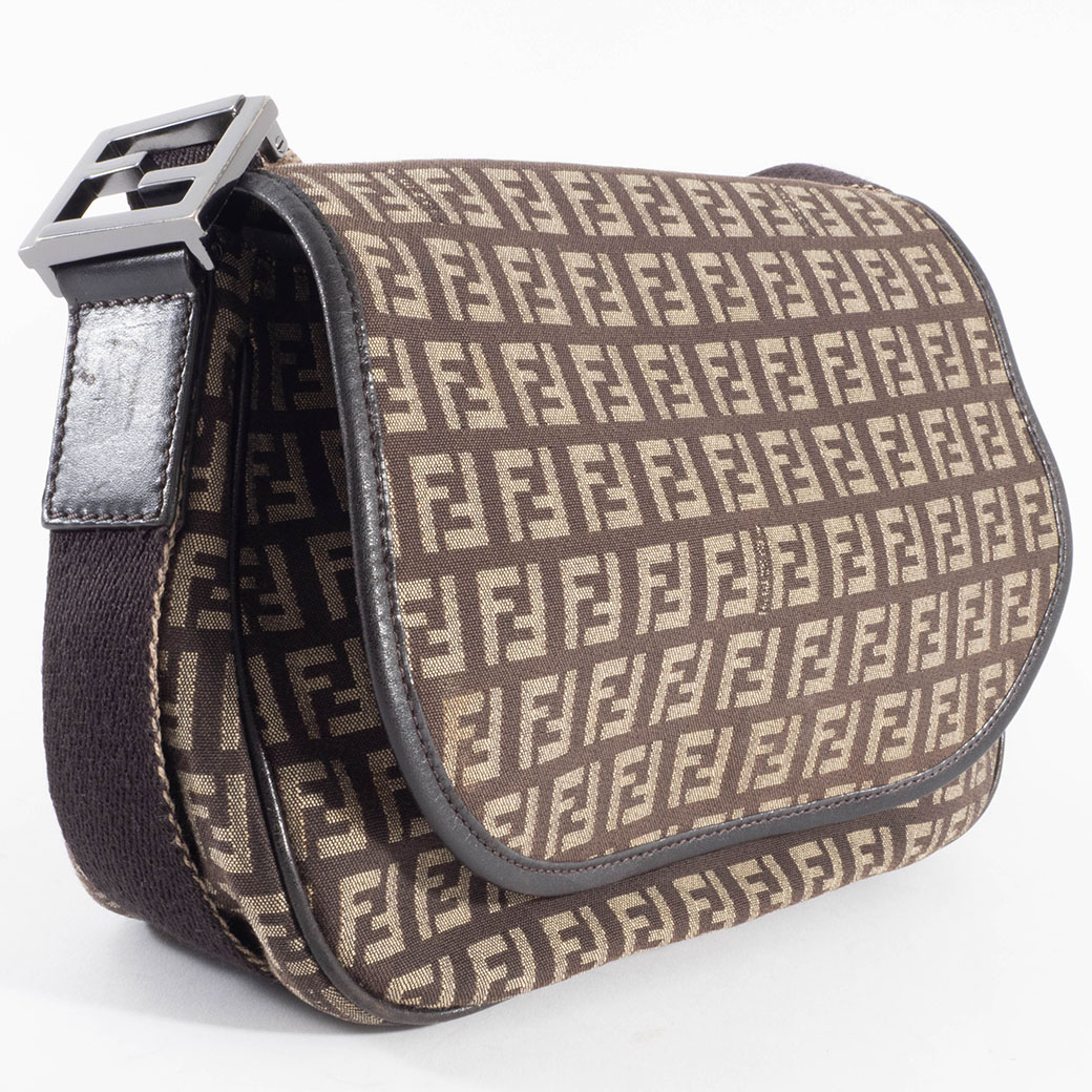 FENDI（フェンディ） バッグ 中古 ズッキーノ ショルダーバッグ 8BR320