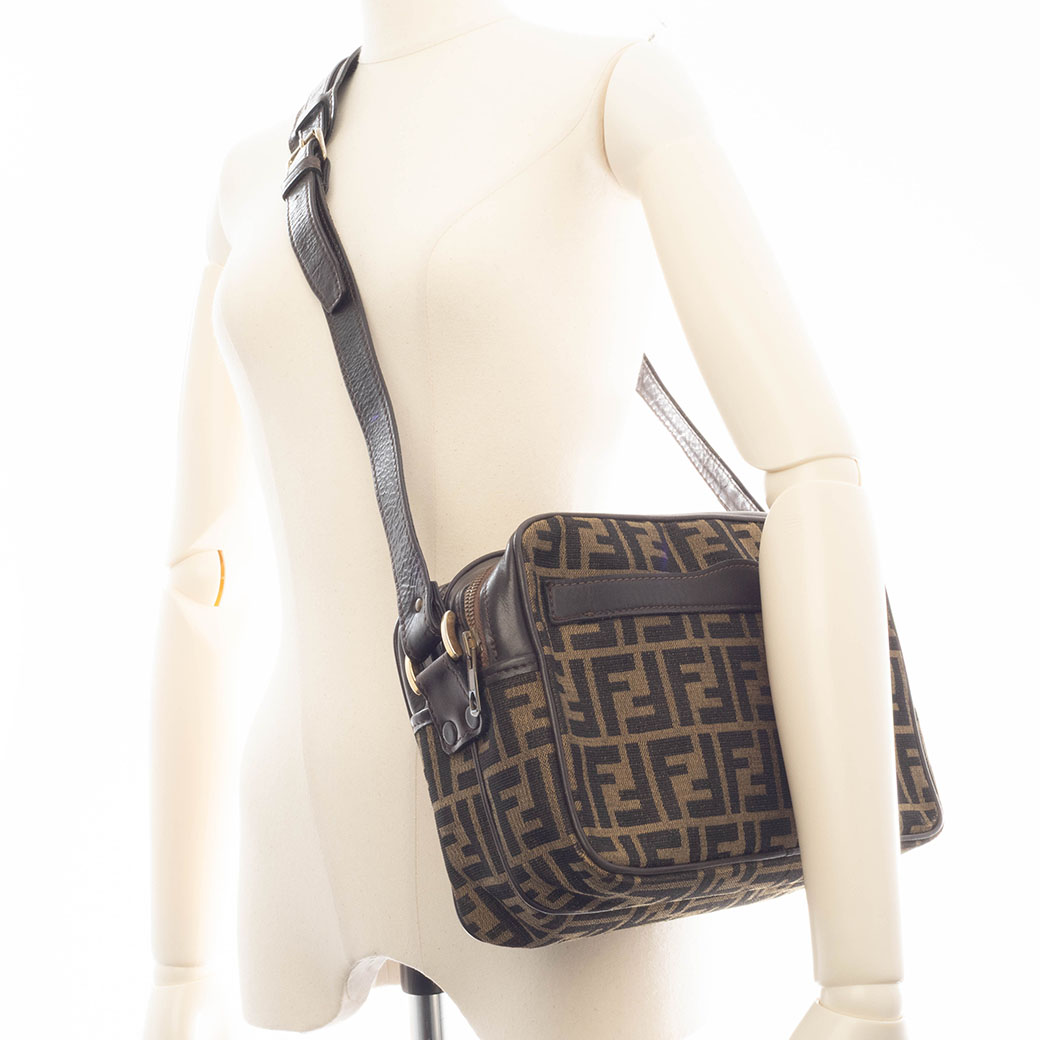 FENDI（フェンディ） バッグ 中古 ズッカ ショルダーバッグ キャンバス