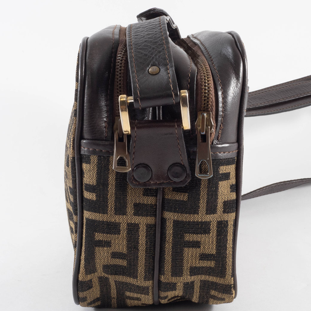 FENDI（フェンディ） バッグ 中古 ズッカ ショルダーバッグ キャンバス