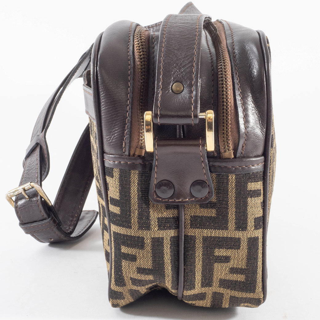 FENDI（フェンディ） バッグ 中古 ズッカ ショルダーバッグ キャンバス