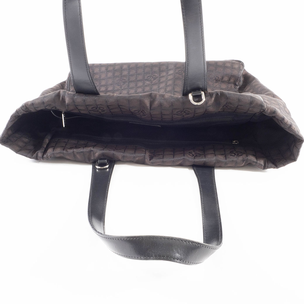 CHANEL（シャネル） バッグ ニュートラベルライン MM トートバッグ