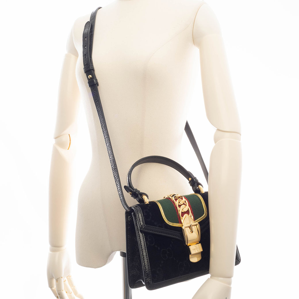GUCCI（グッチ） バッグ 緑 赤 中古 ショルダー レディース シルヴィ