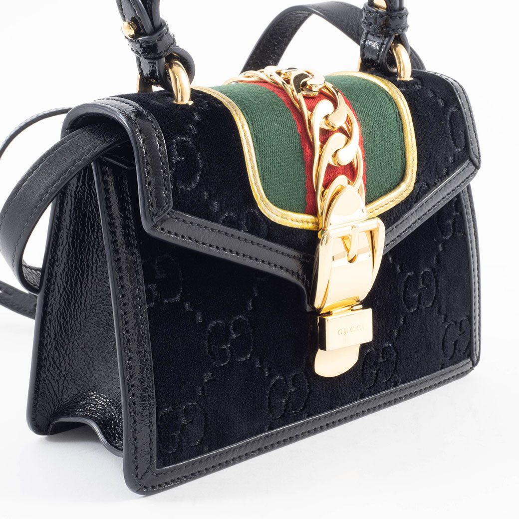 GUCCI バック GUCCI（グッチ） バッグ 緑 赤 中古 ショルダー レディース シルヴィ