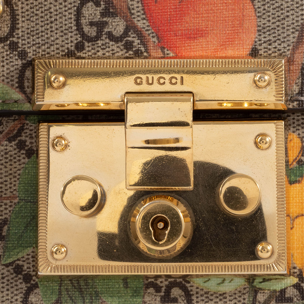 レ*イ様 正規品 GUCCI GGスプリーム クーリエ ボディバッグ パッチワー GUCCI（グッチ） 547751 001998 クーリエ パッチワーク ショルダー