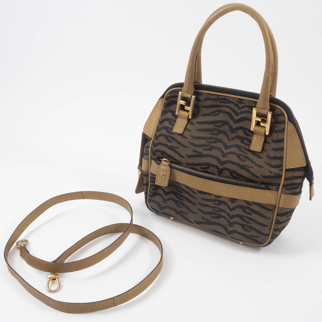 FENDI（フェンディ） バッグ ゼブラ柄 2way ショルダーバッグ