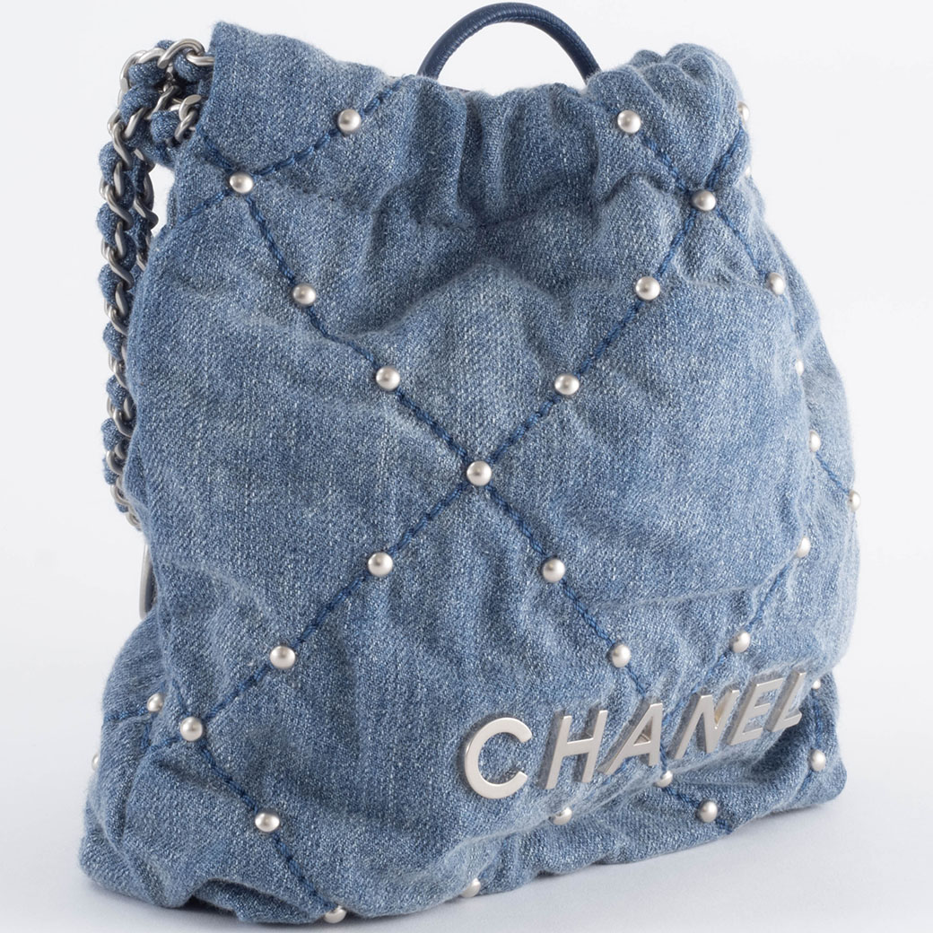 CHANEL（シャネル） バッグ 22 ショルダーバッグ ウォッシュド デニム