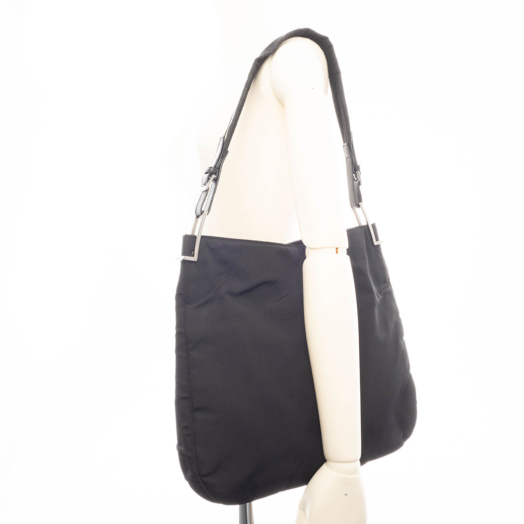 GUCCI（グッチ） バッグ ショルダー 中古 レディース ナイロン レザー