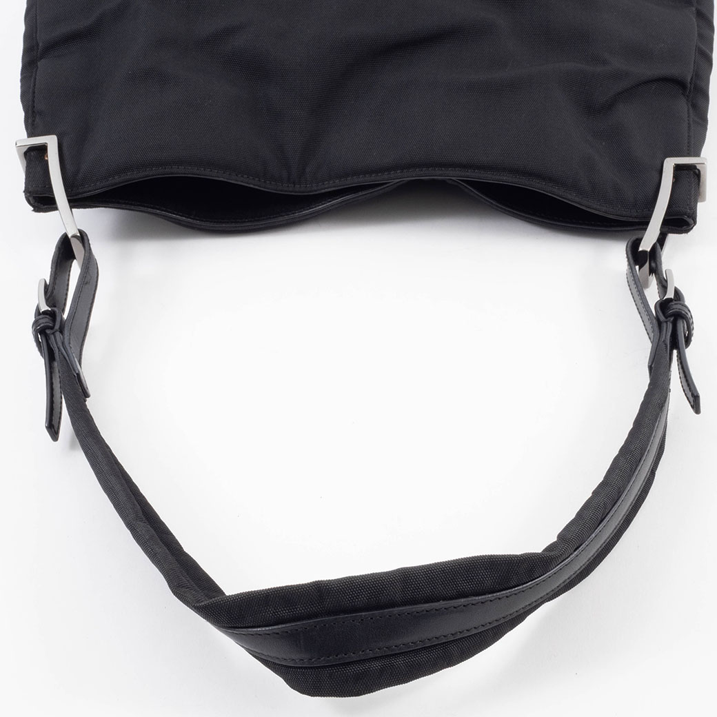 GUCCI（グッチ） バッグ ショルダー 中古 レディース ナイロン レザー