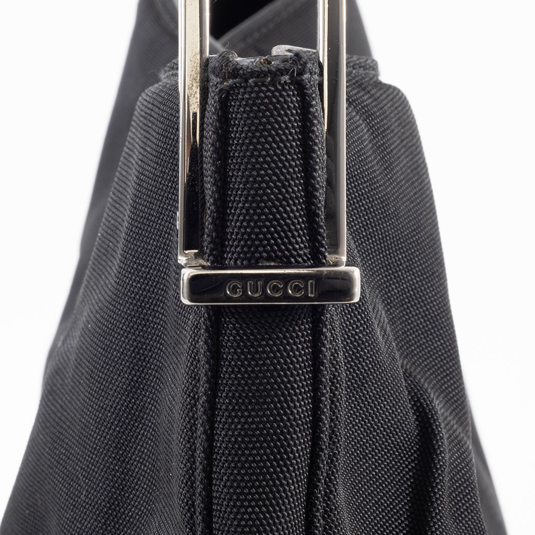 GUCCI（グッチ） バッグ ショルダー 中古 レディース ナイロン レザー