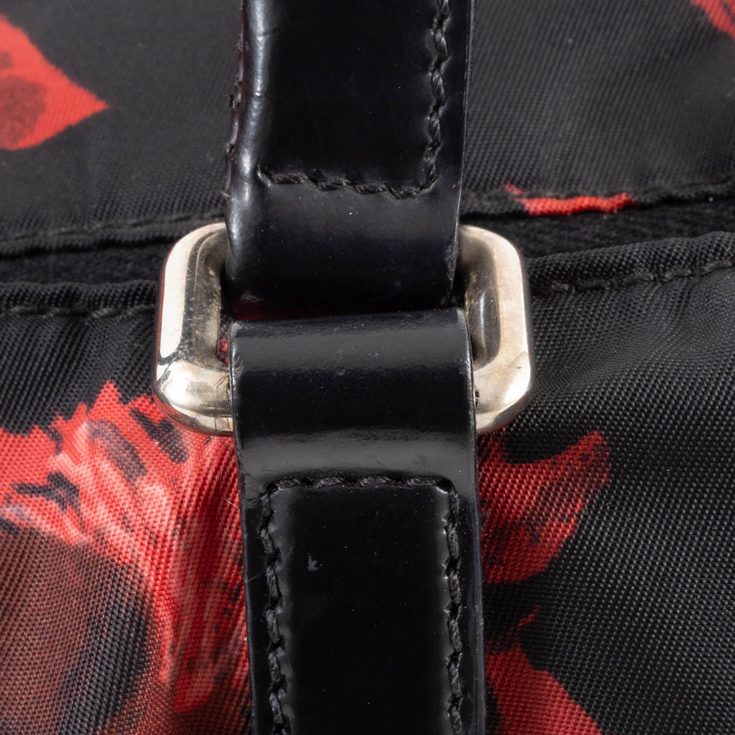 PRADA（プラダ） バッグ フラワープリント ハンドバッグ BN1066
