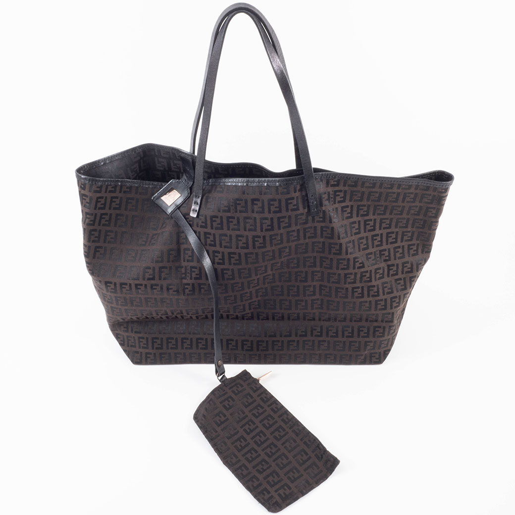 FENDI（フェンディ） バッグ ズッカ ズッキーノ トートバッグ 8BH005
