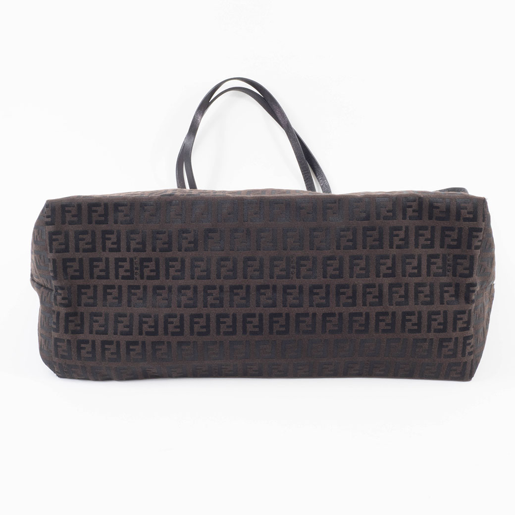 FENDI フェンディ トートバッグ ズッキーノ FENDI】【ポーチ付】フェンディ『ズッキーノ柄 トートバッグ』8BH005