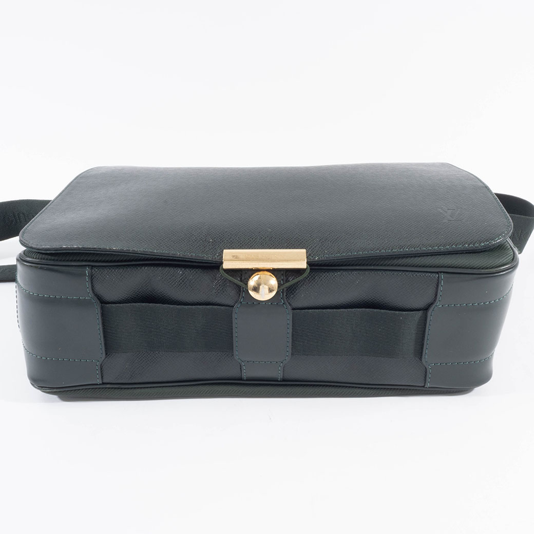 LOUIS VUITTON（ルイ・ヴィトン） ルイ ヴィトン バッグ メンズ 中古