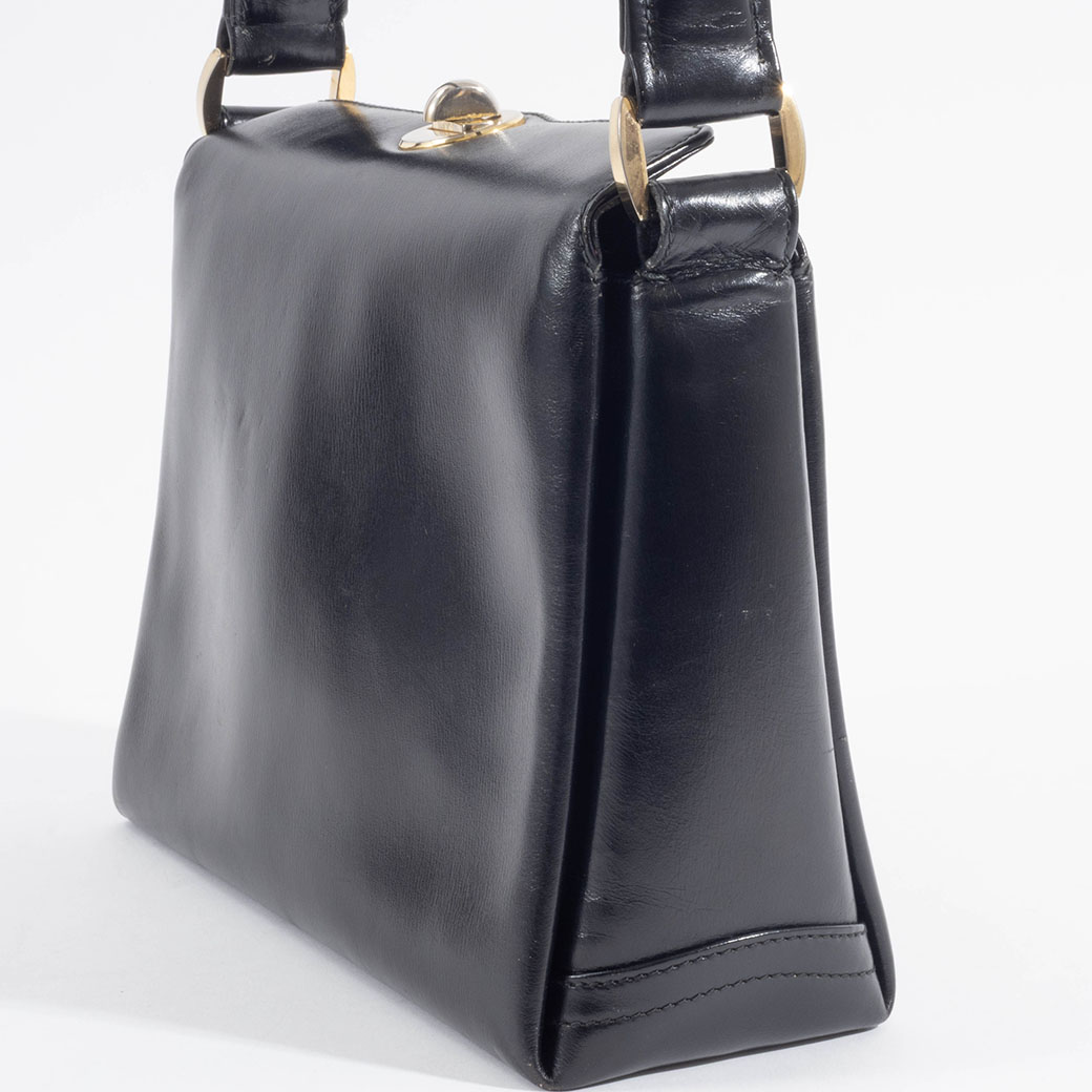 GUCCI（グッチ） バッグ ショルダー レディース 中古 オールドグッチ