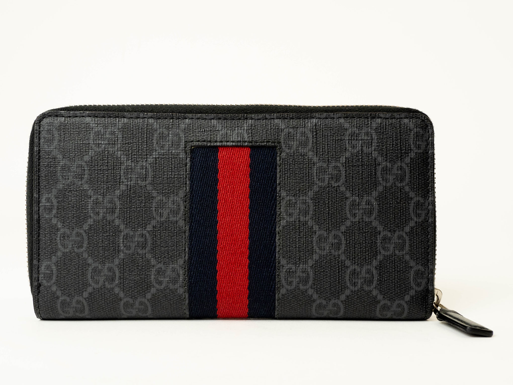 セール実施中‼️@即購入OKプロフ確認 グッチ 長財布 GGスプリーム ラウンド GUCCI グッチ 長財布(ラウンドファスナー) GGスプリーム 779879