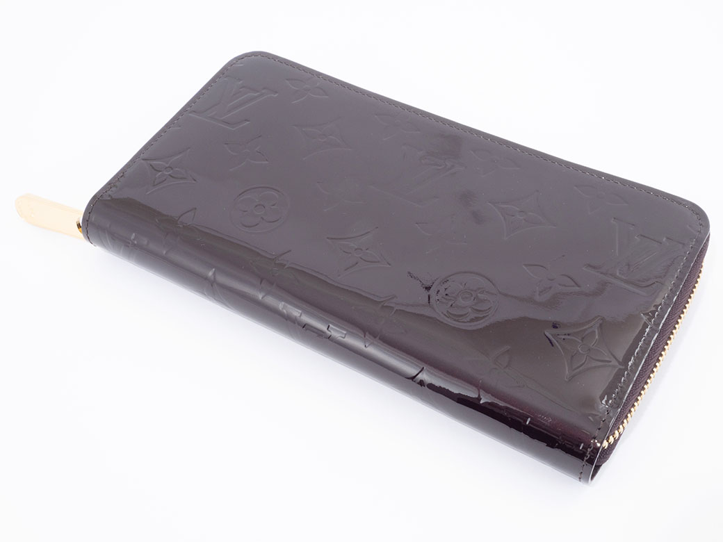 LOUIS VUITTON（ルイ・ヴィトン） 財布 モノグラム ヴェルニ ジッピー