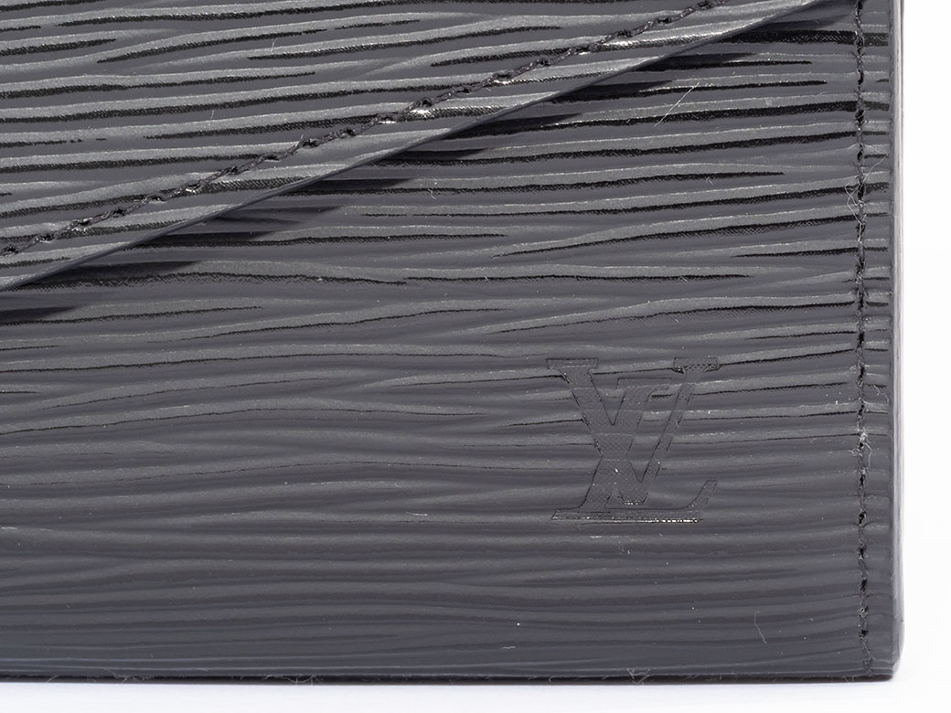 赤字特価❣️ルイヴィトン エピ 長財布 ポルトフォイユサラ ノワール 黒 男女兼用 Amazon.co.jp: [ルイヴィトン] エピ ライン ポルトフォイユ サラ (2