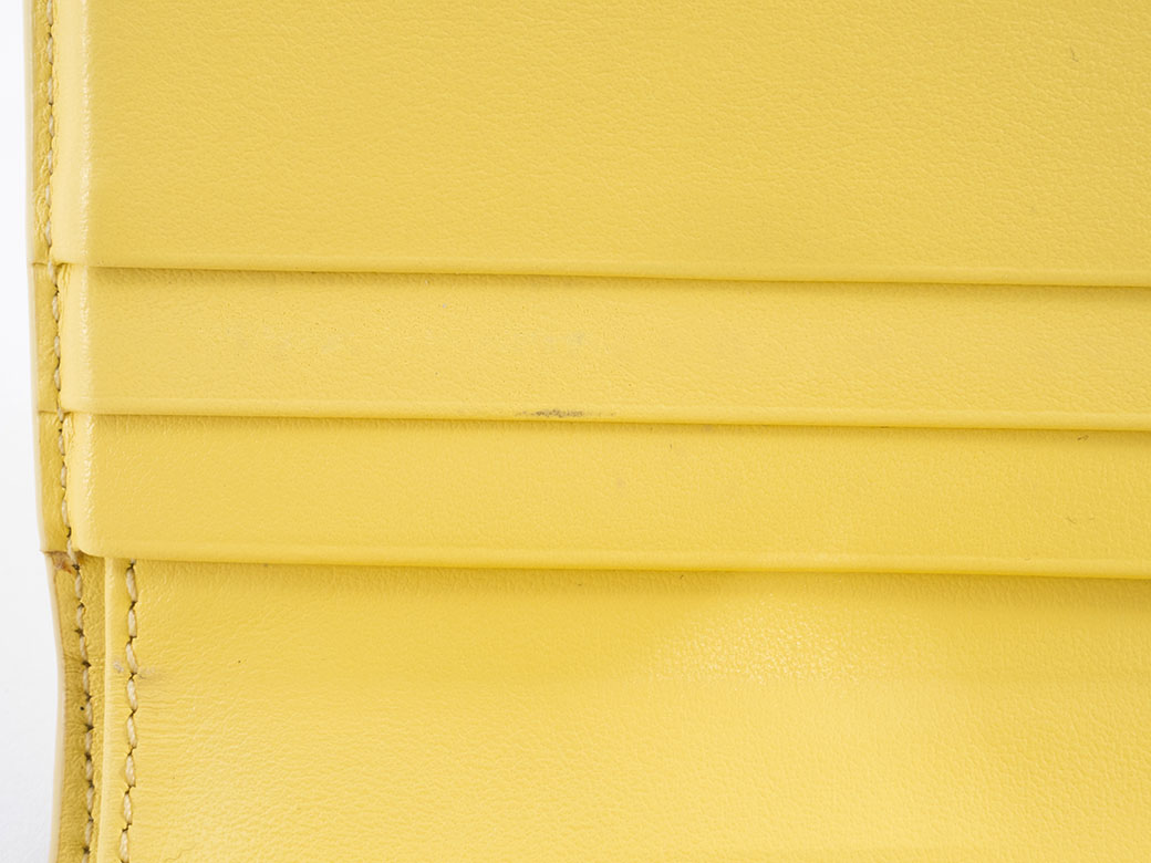 CELINE（セリーヌ） スモールストラップ ウォレット 二つ折り財布 2