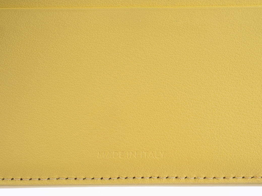 CELINE（セリーヌ） スモールストラップ ウォレット 二つ折り財布 2